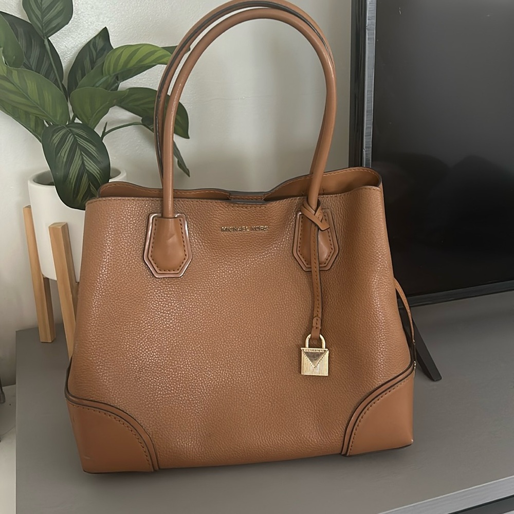 Michael Kors bag